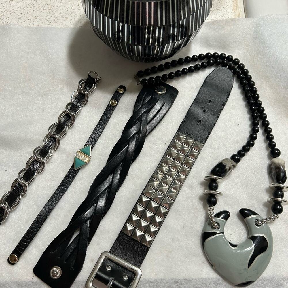 Lot of 4 bracelets and 1 necklace